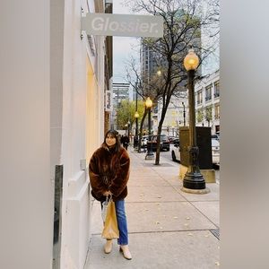 Meet your Posher, Mari